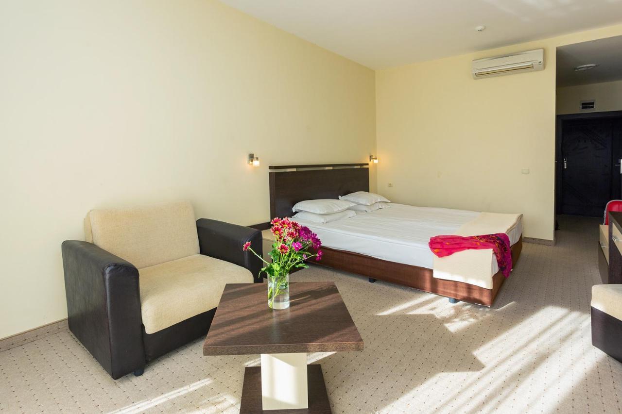 Viand Hotel Sunny Beach Ngoại thất bức ảnh